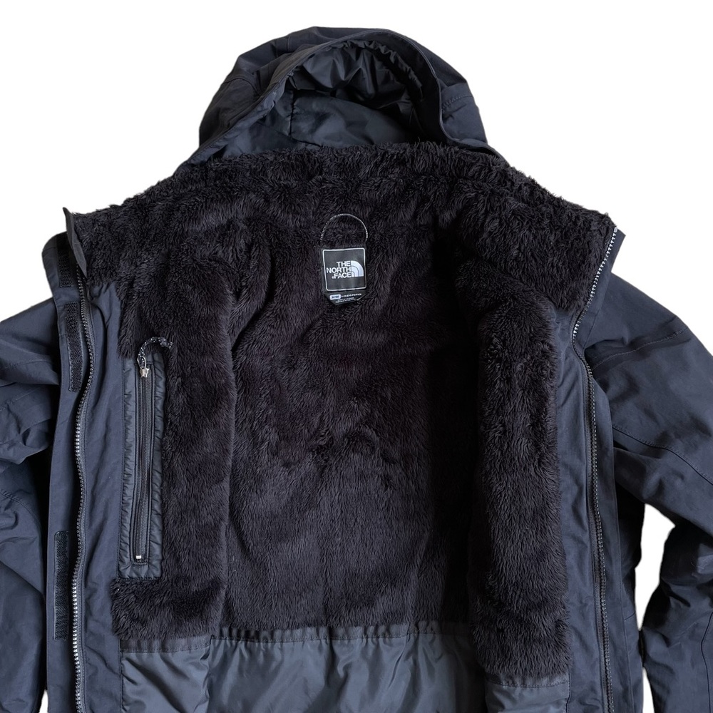 The North Face Winter Hyvent Jacket - Picture 6 of 16